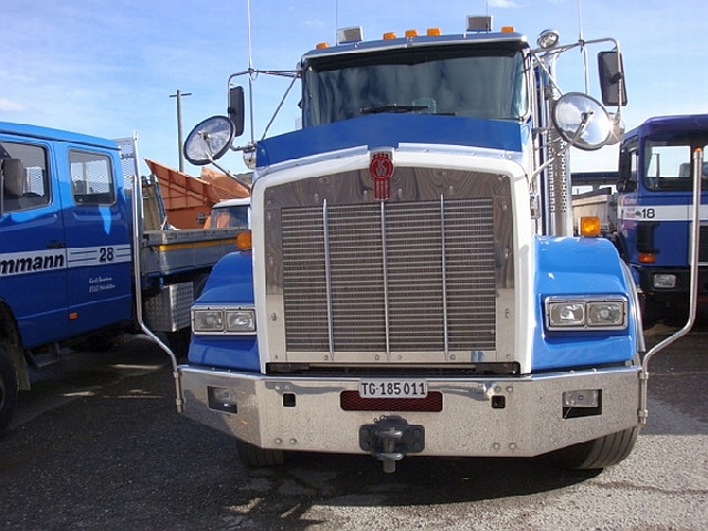KENWORTH